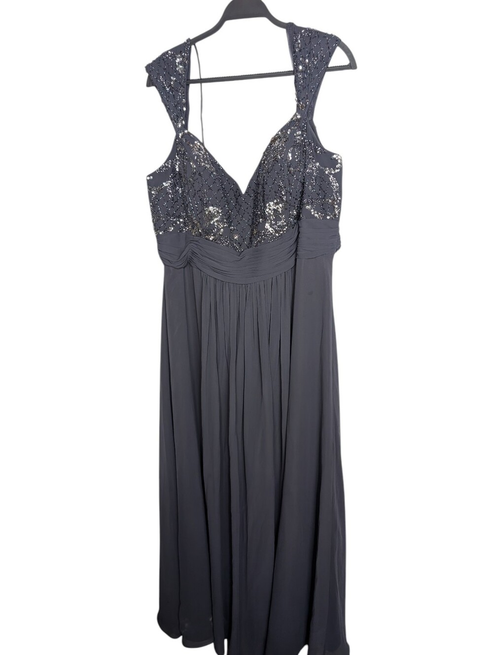 Adrianna Papell Platinum Evening Charcoal Gray Sequin Chiffon Dress Size 24W